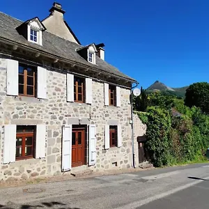 Hébergement de vacances Maison Familiale Et Authentique, Saint-Jacques-des-Blats